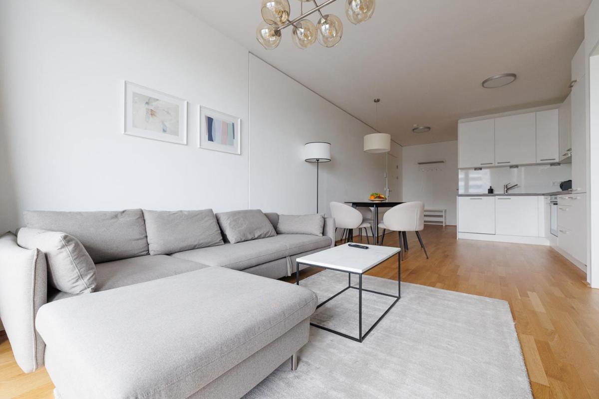 Lovely Apartment In Marina Tower - 10Min To City Center Wiedeń Zewnętrze zdjęcie