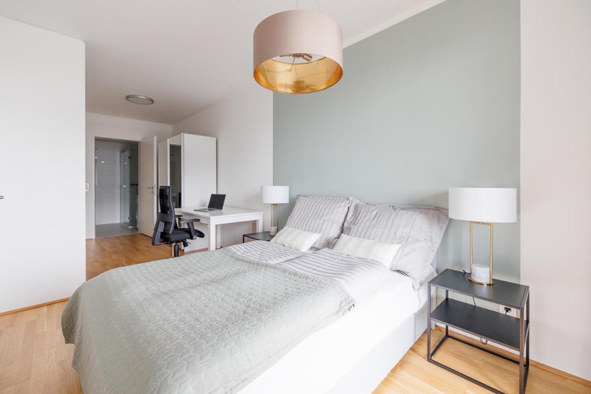 Lovely Apartment In Marina Tower - 10Min To City Center Wiedeń Zewnętrze zdjęcie