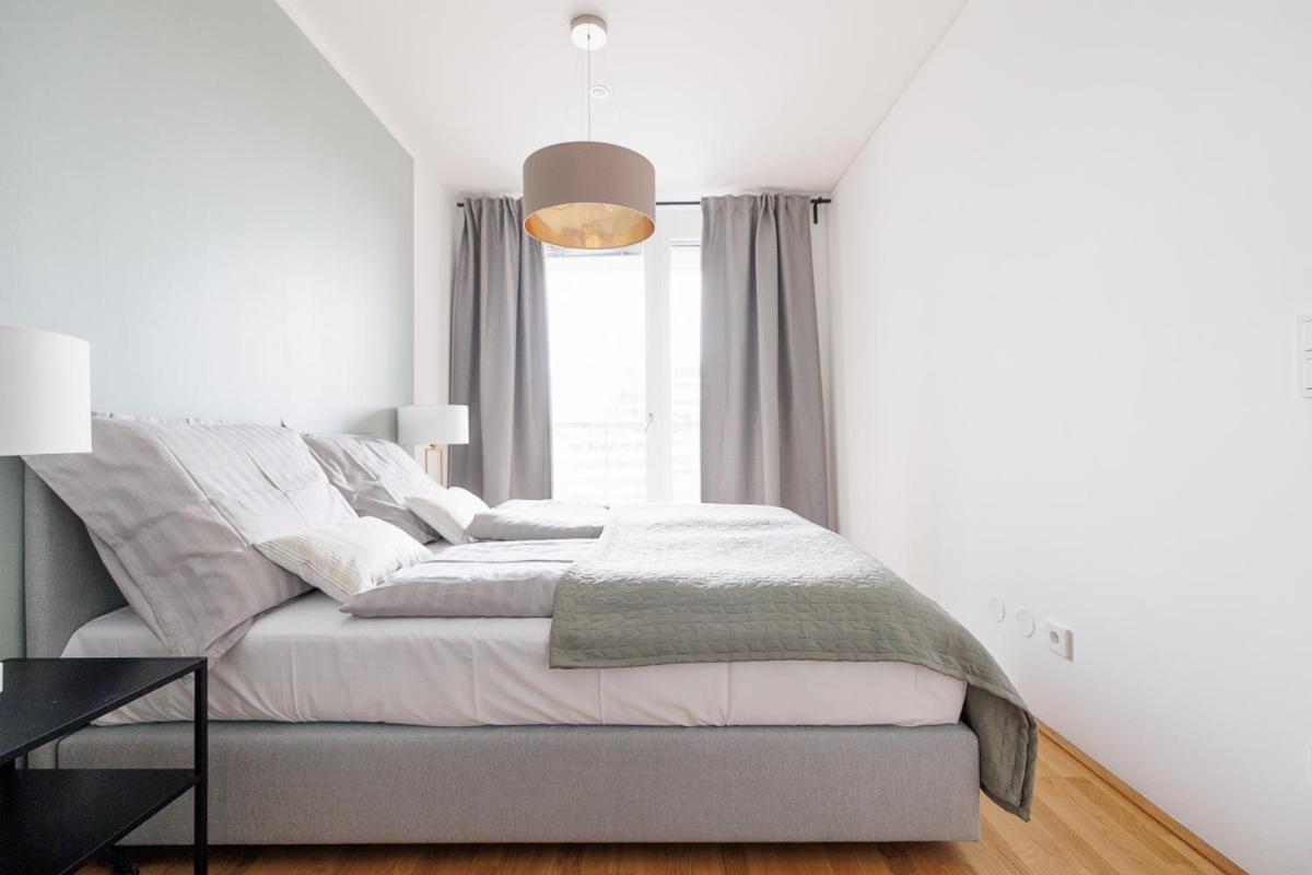 Lovely Apartment In Marina Tower - 10Min To City Center Wiedeń Zewnętrze zdjęcie