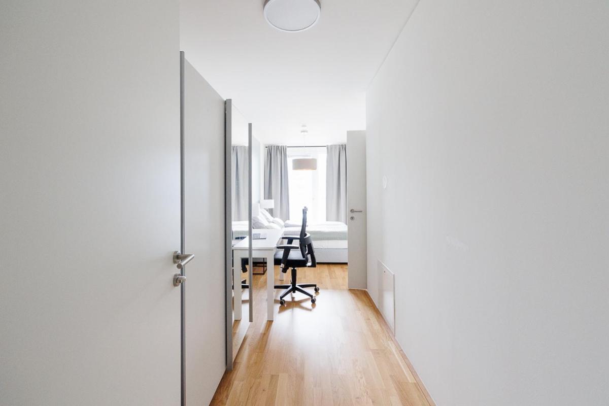 Lovely Apartment In Marina Tower - 10Min To City Center Wiedeń Zewnętrze zdjęcie