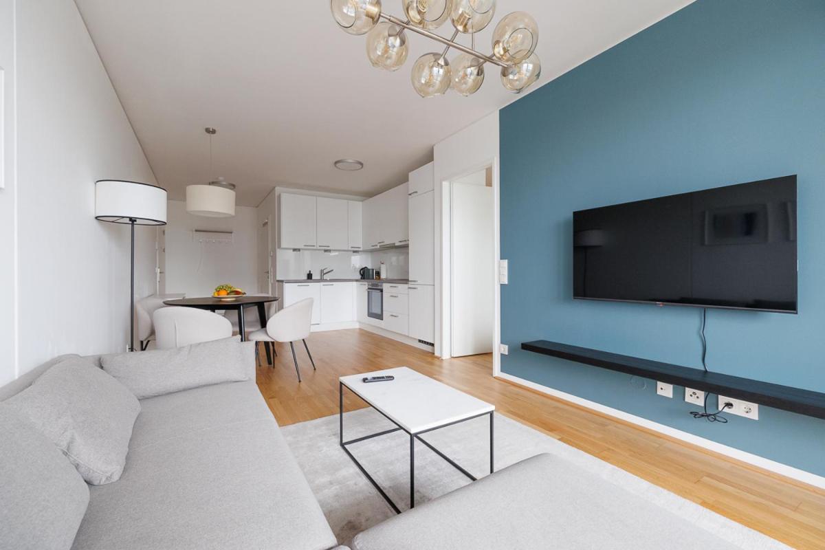 Lovely Apartment In Marina Tower - 10Min To City Center Wiedeń Zewnętrze zdjęcie